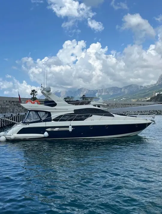 Яхта Azimuth 50